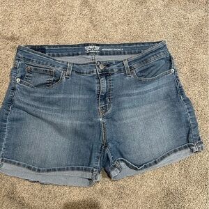 Levi Strauss signature modern short